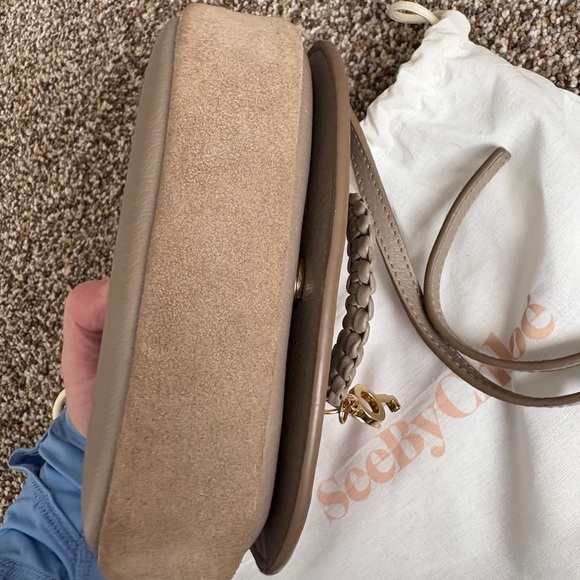 See By Chloé Hanna Mini Cross Body Bag in Motty Grey - Picture 2 of 9